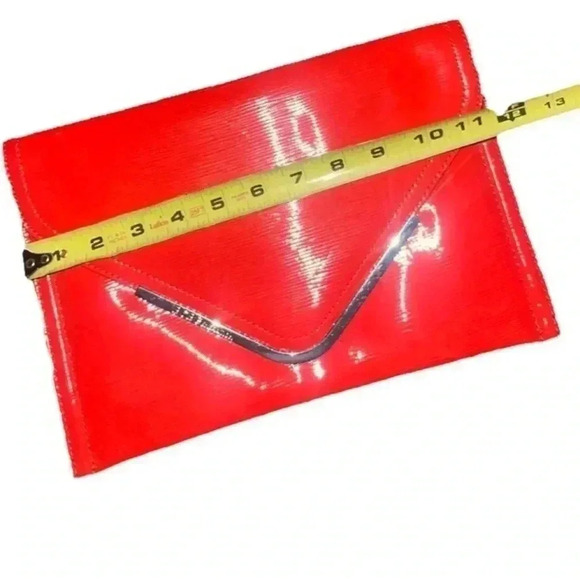 Beautiful Red Clutch - Picture 4 of 5